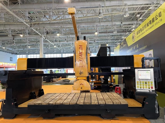 5 de Snijmachine van de asbrug met Permanente Magnetische Synchrone Motor