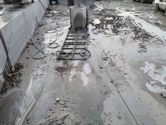 CNC-besturing Automatische diamantdraadzaagmachine voor het snijden van steen met hoge precisie