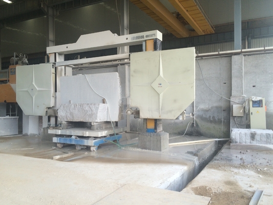 Automatische steengroei Diamantdraadzaagmachine voor het snijden van granietmarmer