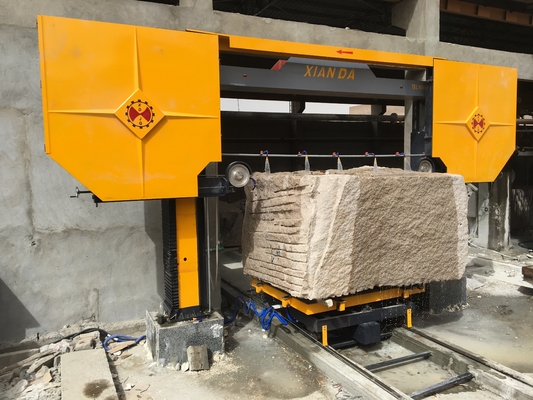 Steen-diamantdraadzaagmachine voor het vierkant maken van blokken en het snijden van platen