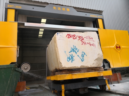 CNC-besturing Diamantdraadzaagmachine voor het snijden van marmer, graniet