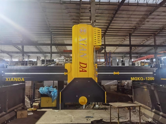 57/67kw Vierkolom middelste bloksnijmachine met 2200-2800mm bladdiameter