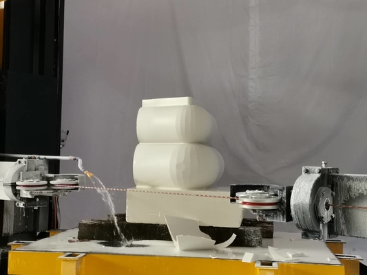 Uitstekende Precision 5 Axis CNC Diamond Wire Saw Machine voor 3D-vormen