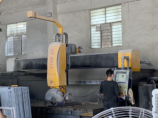 5100 kg brugsnijmachine met automatische tafelbeweging 15m3/h waterverbruik