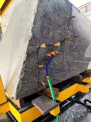 5 As CNC Precision Diamond Wire Saw Machine voor nauwkeurige 3D-snijbehoeften