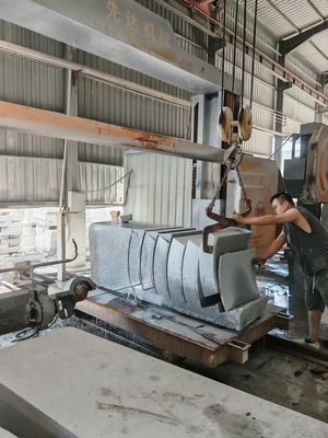 CNC-diamantendraadzaagmachine voor cirkelvormige stenen platen, kolommen, cijfers, letters en andere spreciale vormen