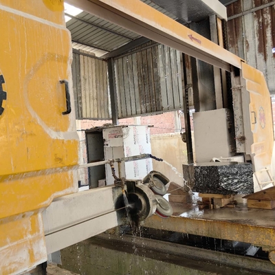 Met behulp van CNC snel en gemakkelijk gemaakte stenen snijmachine met 4 assen