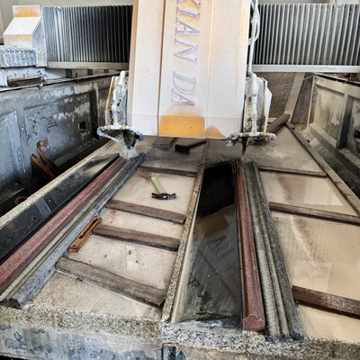 Makkelijke onderhoud Steenprofiel Snijmachine met bladdiameter 400-700mm