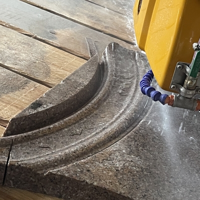 Max Lifting Travel 500mm High Sharpness Granite Cutting Machine voor snelle en professionele snijwerkzaamheden
