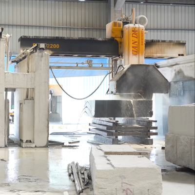 Max Blade Diameter 2500mm/2800mm Bridge Saw Cutting Machine voor nauwkeurige en steenverwerking