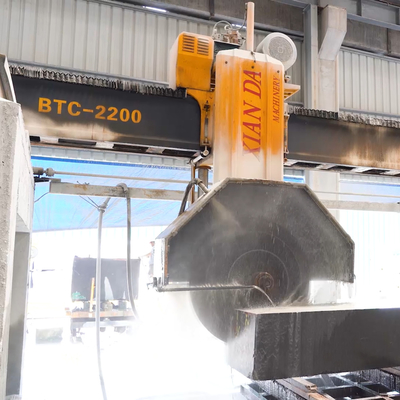 Max Blade Diameter 2500mm/2800mm Bridge Saw Cutting Machine voor nauwkeurige en steenverwerking
