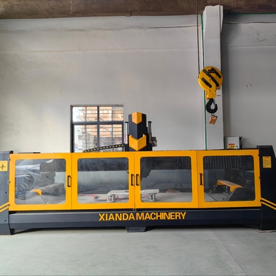 Geavanceerd CMC-bewerkingscentrum met automatische gereedschapswisselaar