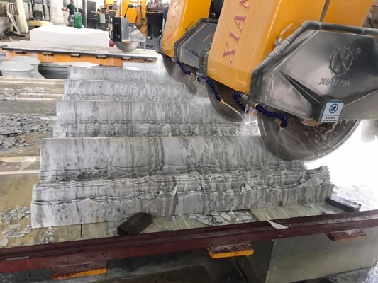 Lineaire CNC-machine voor het profileren met een galerijlift voor industriële profilering