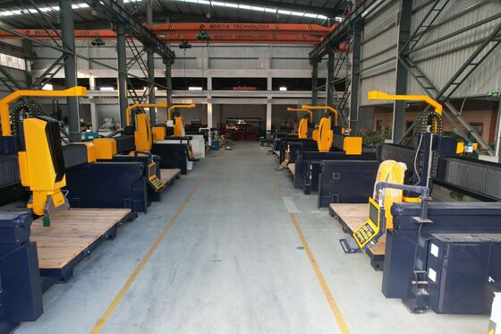 Automatische 5-assige brugsnijmachine met DDX-systeem voor het verwerken van steen van 3200 × 2000 × 180 mm