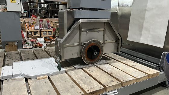CE 5-assige brug steensnijmachine Italiaans DDX-systeem 900 mm zaagblad met optioneel beschermend schuifdeur