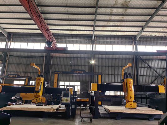 Automatische 5-assige brugsnijmachine met DDX-systeem voor steenverwerking en maximale grootte 3200x2000 mm