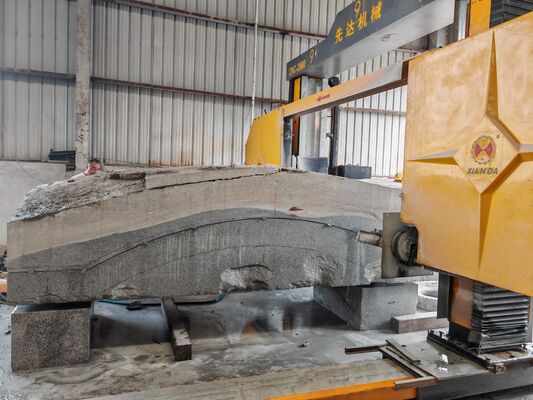 Gantry Verrijdbare CNC Draadzaagmachine met Vier Vliegwielen voor het Zagen van Grote Steenblokken 3500 × 3500 × 2200 mm