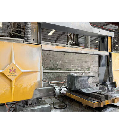 Hoog efficiënte CNC-besturing Diamantdraadzaagmachine met vierspindelverbinding voor het snijden van steen