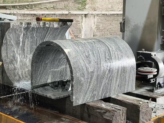 Hoog efficiënte CNC-besturing Diamantdraadzaagmachine met vierspindelverbinding voor het snijden van steen