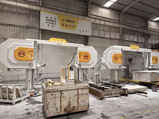 Vier-assige CNC-diamantdraadzaagmachine met maximale verwerkingsgrootte 2500*3000*1500mm en hoge precisie reducer & servomotor