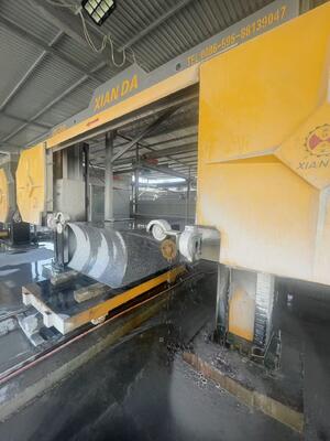 CNC-PROFIELDRAADZAAGMACHINE — GESCHIKT VOOR EXTRA GROTE GEBOGEN PRODUCTEN, ZUILEN & GRAFSTENEN (3000*3000*1500MM)