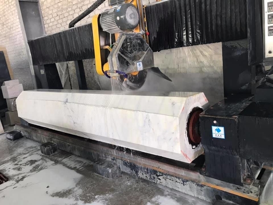 UNIEKE Kolomsnijmachine 600mm de Stevige Snijmachine van de Kolompijler